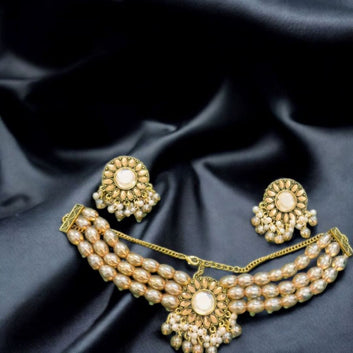 Golden Pearl Choker Set