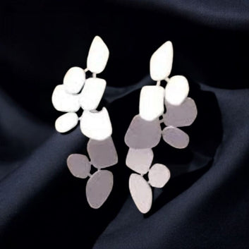 Vintage Flower Petals Earings Golden