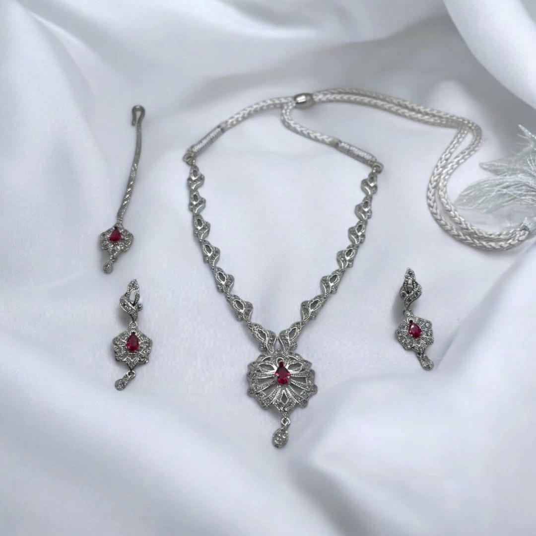 Silver Sapphire Necklace Set