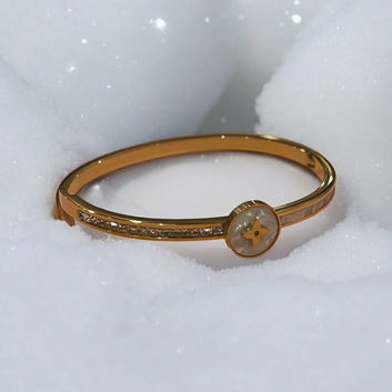 Round Star Bracelet