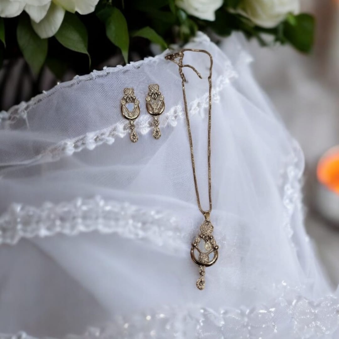 White Squash Necklace